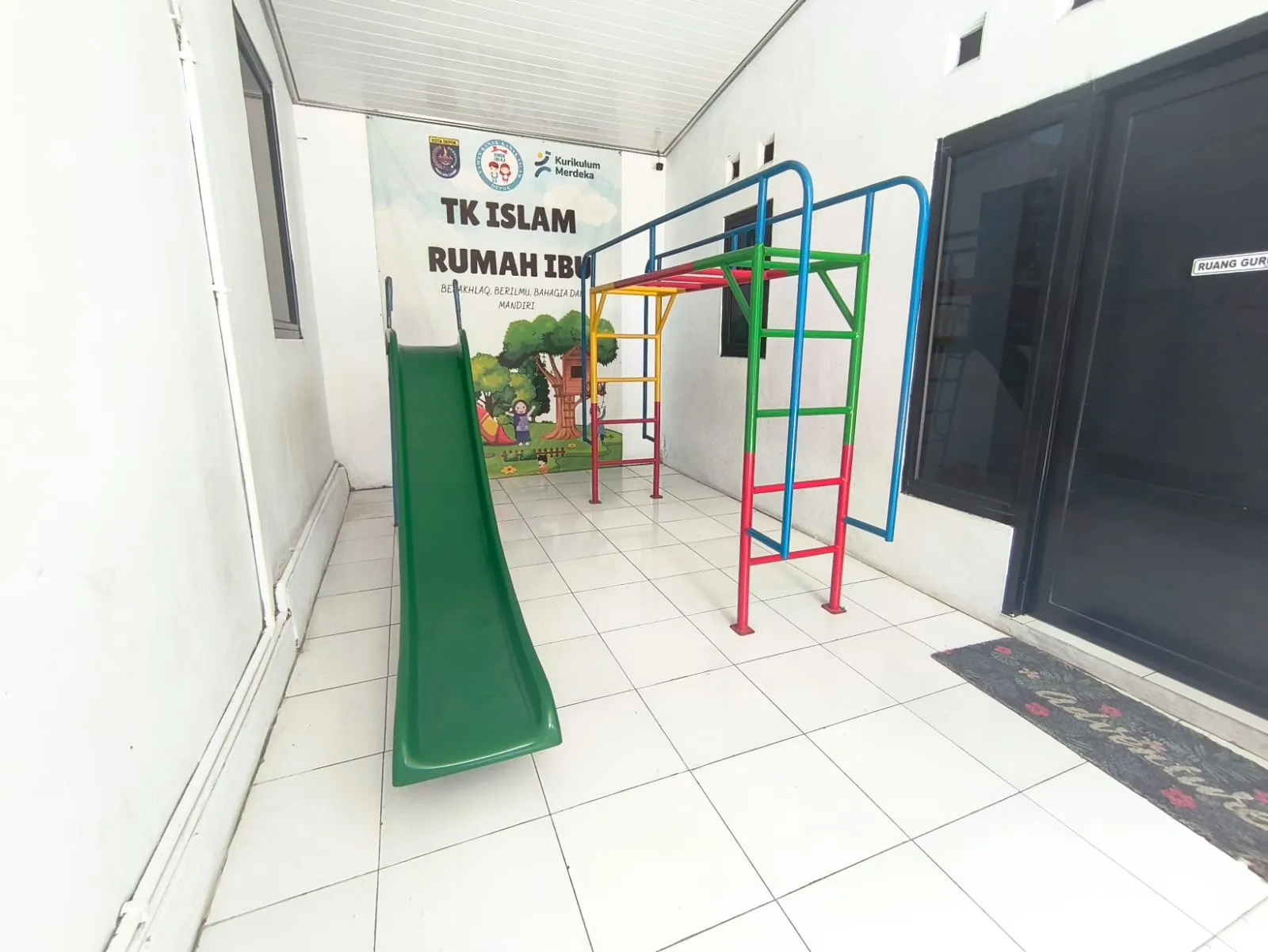 APE (Alat permainan Edukasi)